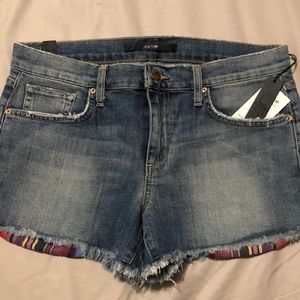 Joe’s Denim Jean Shorts - frayed hem and colorful pockets! NWT size: 29